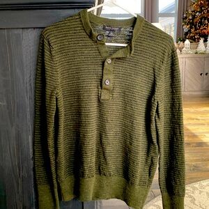 Banana Republic wool sweater. Sz M